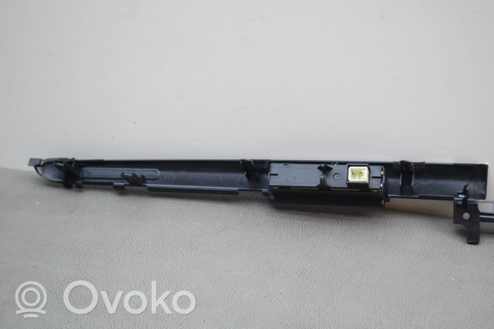 Toyota Prius (XW30) Ramka schowka deski rozdzielczej 5547547080