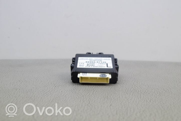 Toyota Prius (XW30) Autres dispositifs 8996047120