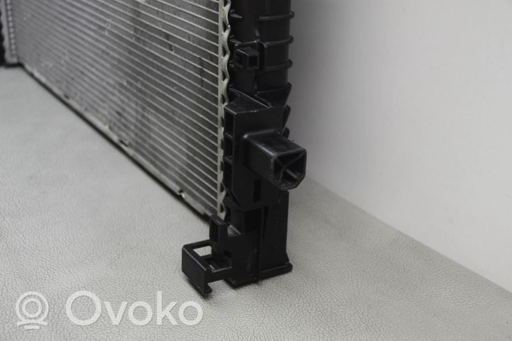 BMW X3 G01 Dzesēšanas šķidruma radiators 