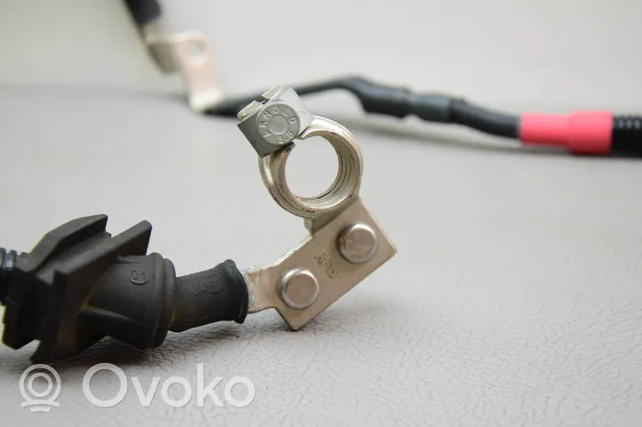 BMW X1 F48 F49 Cable positivo (batería) 8677250