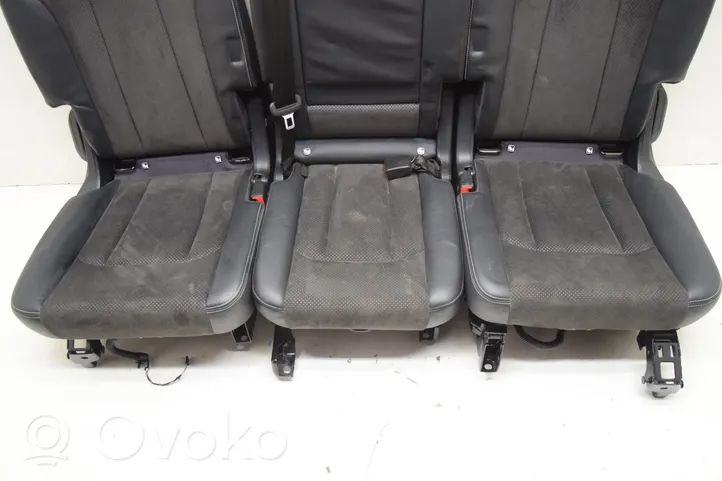 Audi Q7 4M Rear seat 