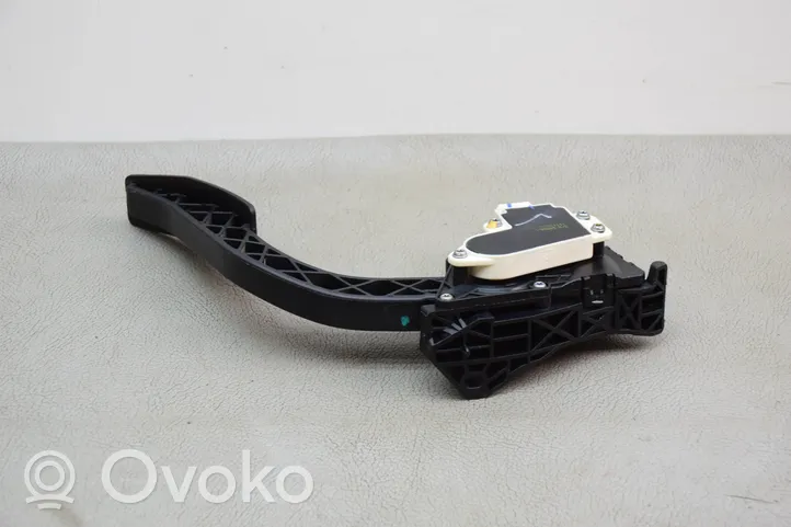 Opel Mokka X Pedal del acelerador 96892406