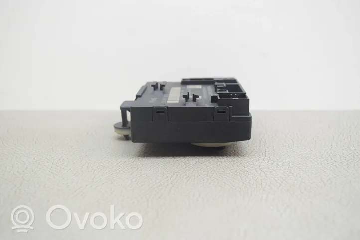 Volkswagen Touran III Durų elektronikos valdymo blokas 5Q0959593