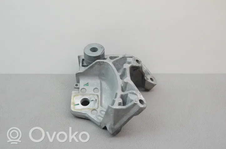 Volvo V60 Moottorin kiinnikekorvake (käytetyt) 6G926P096FC