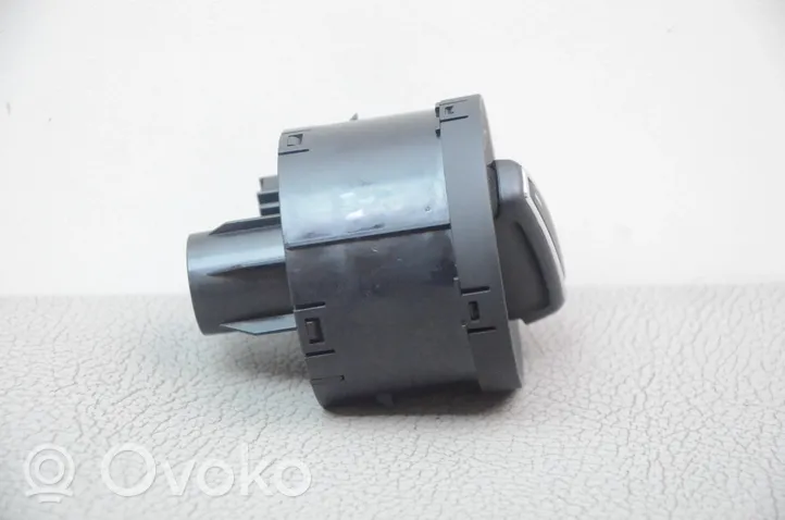 Seat Leon (5F) Включатель фонарей 5G0941431AF