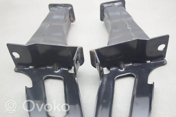 Volvo V60 Staffa del pannello di supporto del radiatore 240616L