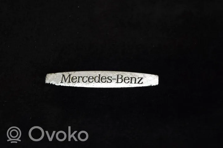Mercedes-Benz B W246 W242 Set di tappetini per auto A2466800248