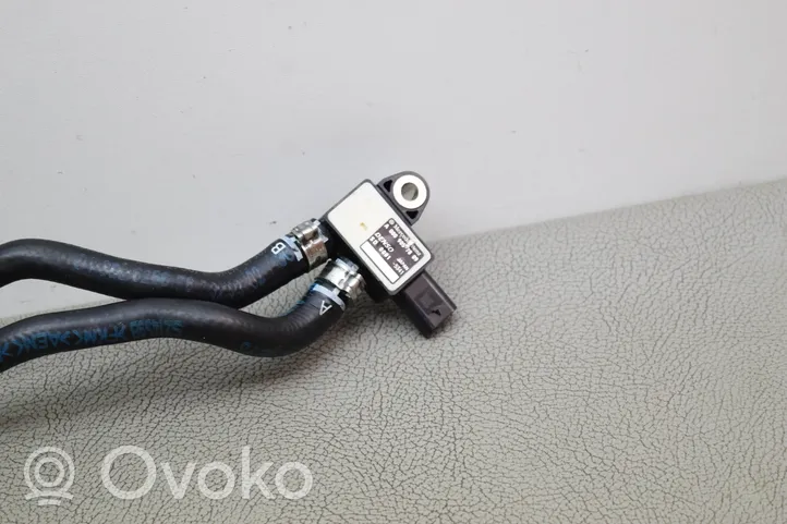 Mercedes-Benz A W177 Išmetamųjų dujų slėgio daviklis A0009057809