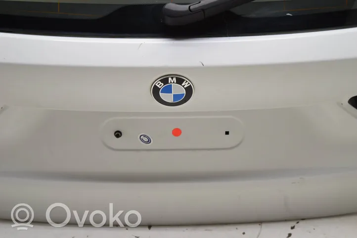 BMW X1 F48 F49 Aizmugurējais pārsegs (bagāžnieks) 