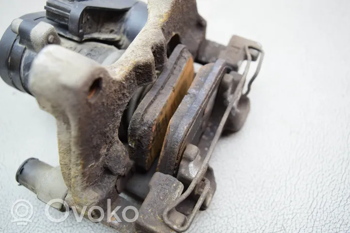 Volkswagen Touran III Rear brake caliper 3Q0615