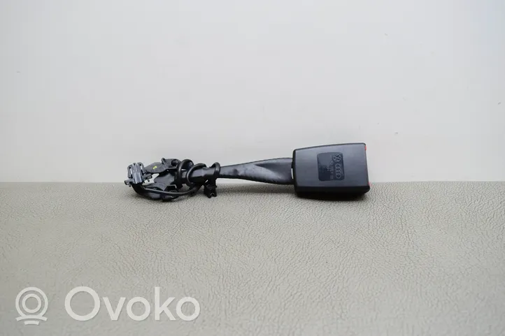 Audi A4 S4 B8 8K Передняя поясная пряжка 8K0857755F