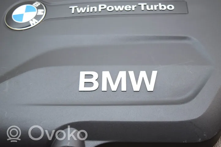 BMW 4 F32 F33 Osłona górna silnika 8621822