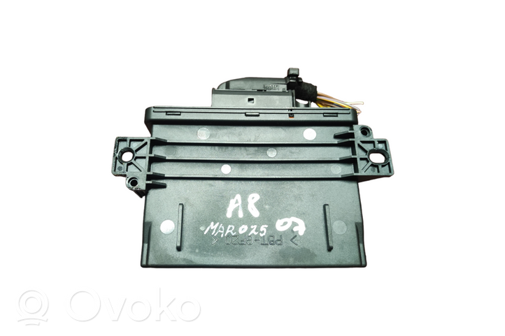 Audi A8 S8 D3 4E Maitinimo valdymo blokas 4E0907280D