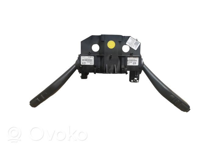 Skoda Octavia Mk2 (1Z) Leva/interruttore dell’indicatore di direzione e tergicristallo 1K0953503JD