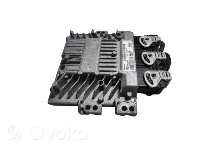 Ford Mondeo MK IV Moottorin ohjainlaite/moduuli 7G9112A650YG