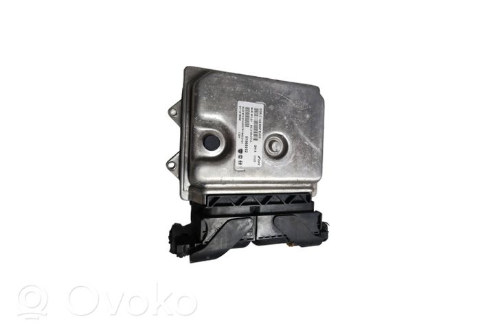 Opel Combo D Unité de commande, module ECU de moteur 51908952