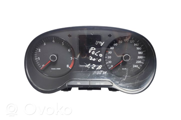 Volkswagen Polo V 6R Compteur de vitesse tableau de bord 6R0920860G