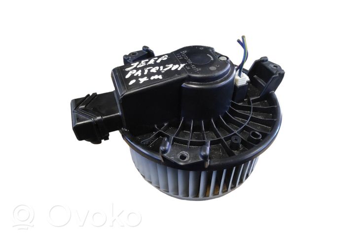 Jeep Patriot Wentylator nawiewu / Dmuchawa AY2727005011