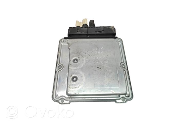 Volkswagen Touran I Calculateur moteur ECU 03G906016CD