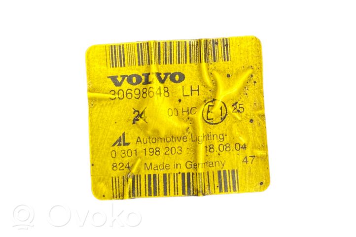 Volvo V50 Lampa przednia 30698648
