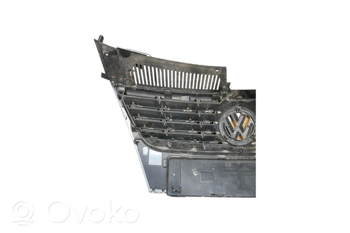 Volkswagen PASSAT B6 Grille calandre supérieure de pare-chocs avant 3C0853651F