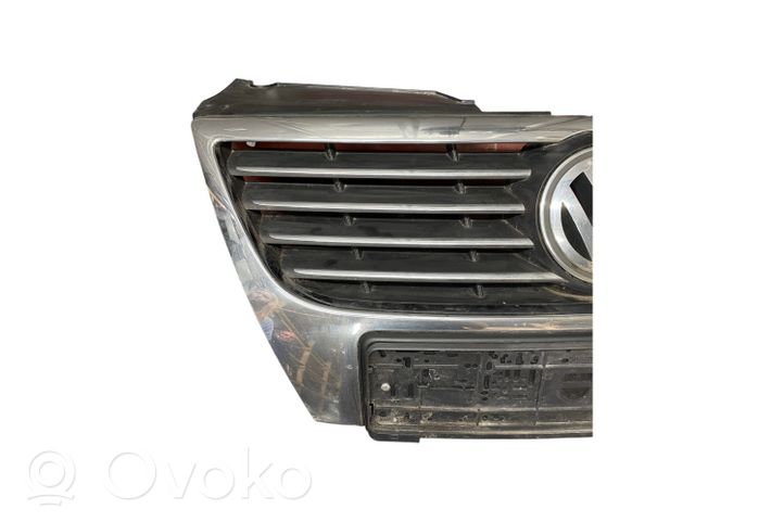 Volkswagen PASSAT B6 Grille calandre supérieure de pare-chocs avant 3C0853651F