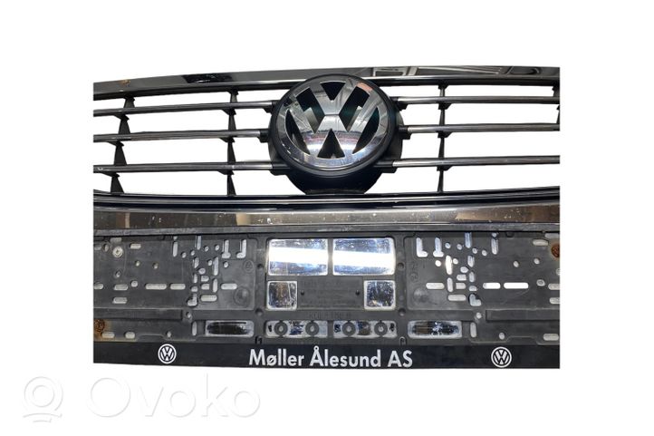 Volkswagen Touran I Maskownica / Grill / Atrapa górna chłodnicy 5M0853601