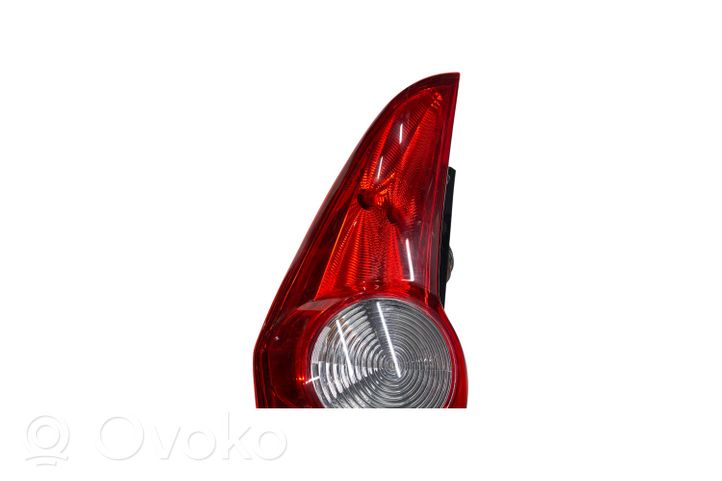 Opel Agila B Lampa przednia 89071595