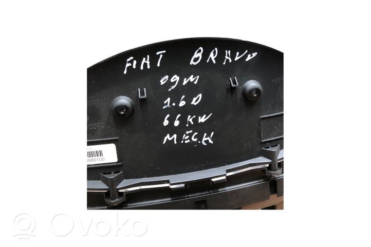 Fiat Bravo Спидометр (приборный щиток) 554000980100