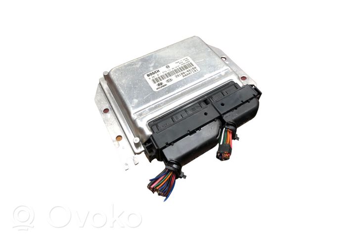 Hyundai H-1, Starex, Satellite Dzinēja vadības bloks 0281011574