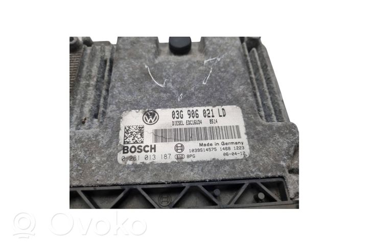 Skoda Octavia Mk2 (1Z) Calculateur moteur ECU 03G906021LD