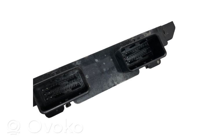 Peugeot Partner Sterownik / Moduł ECU R04080035B