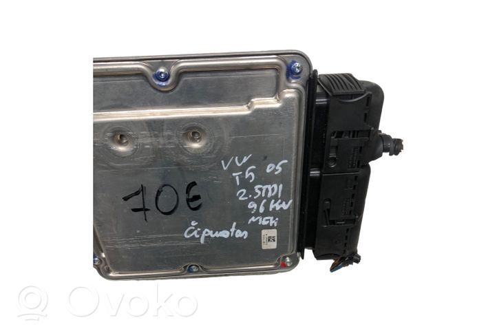 Volkswagen Transporter - Caravelle T5 Calculateur moteur ECU 070997016M