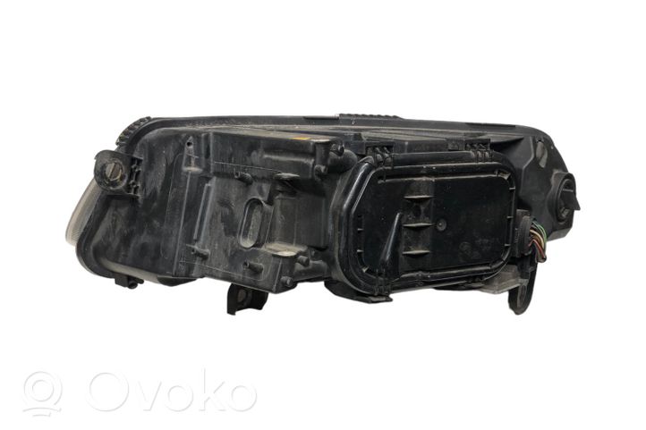 Audi A6 S6 C6 4F Lampa przednia 16016400