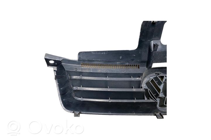 Volkswagen Polo Grille calandre supérieure de pare-chocs avant 6Q0853651C