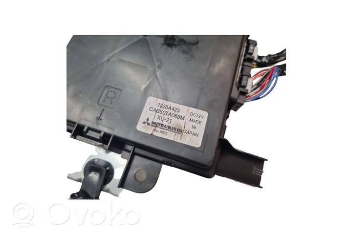 Mitsubishi Outlander Centralina del climatizzatore 7820A425