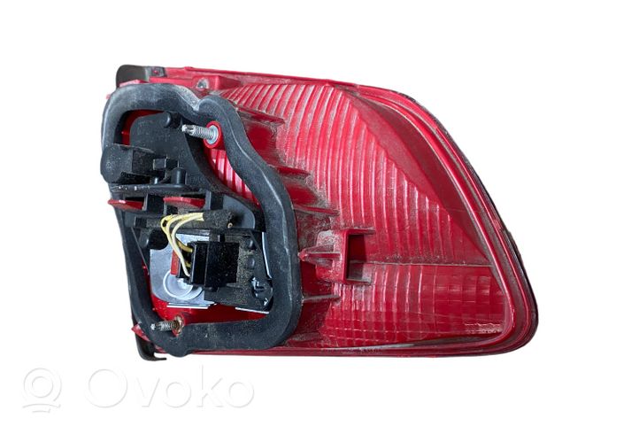 Volkswagen Touran II Luci posteriori del portellone del bagagliaio 176452R