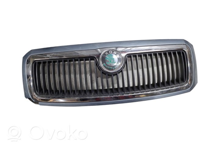 Skoda Fabia Mk1 (6Y) Maskownica / Grill / Atrapa górna chłodnicy 6Y0853668