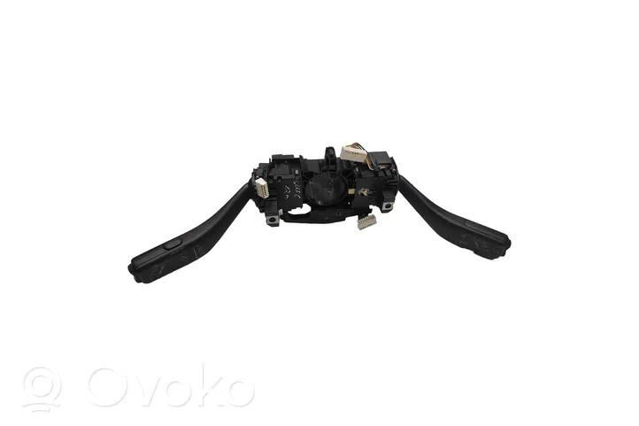 Volkswagen Golf VI Leva/interruttore dell’indicatore di direzione e tergicristallo 5K0953507BA