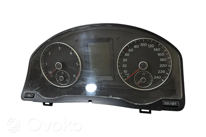 Volkswagen Golf Plus Compteur de vitesse tableau de bord 5M0920871A