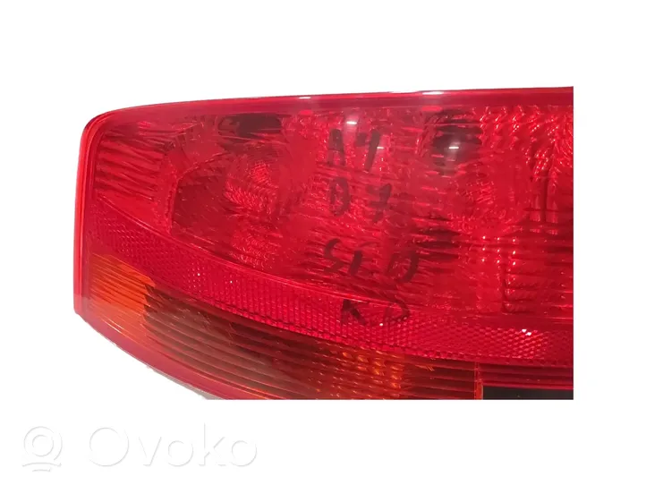 Audi A4 S4 B7 8E 8H Lampa tylna 8E5945095