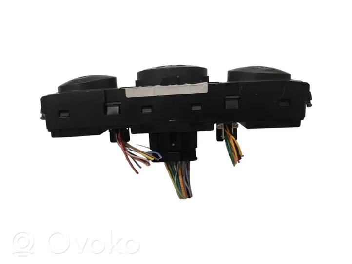 Renault Megane II Climate control unit 69340060