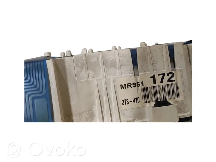 Mitsubishi Pajero Tachimetro (quadro strumenti) MR951172