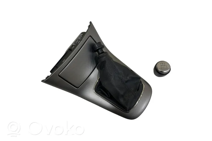 Toyota Avensis T250 Rivestimento in pelle/manopola della leva del cambio 80094