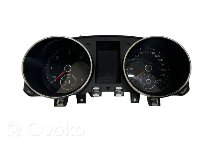 Volkswagen Golf VI Geschwindigkeitsmesser Cockpit 5K0920860E