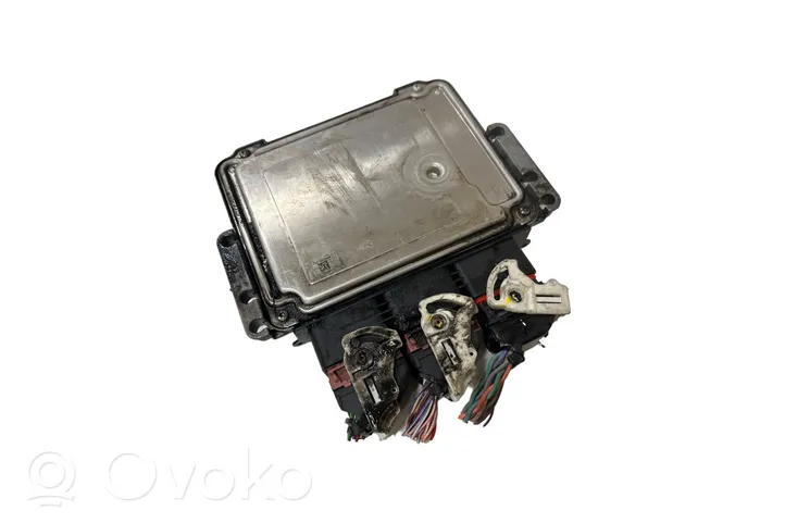 Peugeot 207 CC Sterownik / Moduł ECU 9666729680