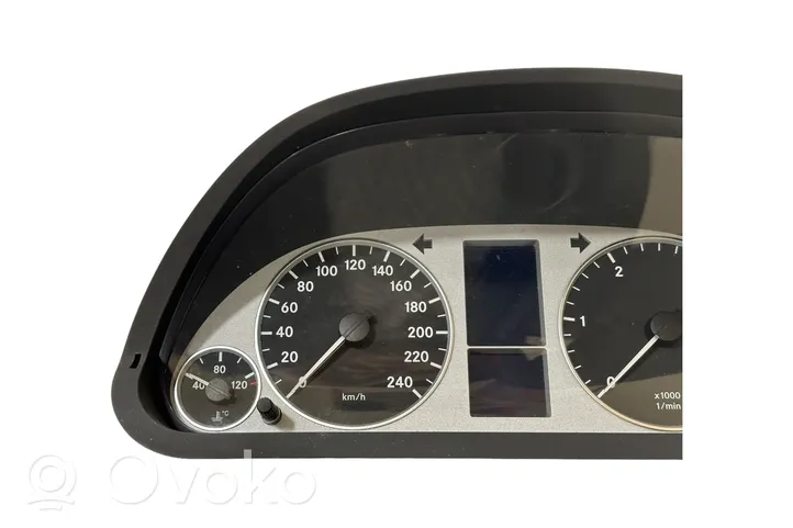 Mercedes-Benz B W245 Compteur de vitesse tableau de bord A1695400948