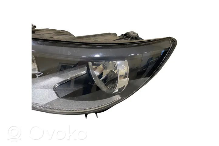 Volkswagen Golf VII Lampa przednia 5N1941005