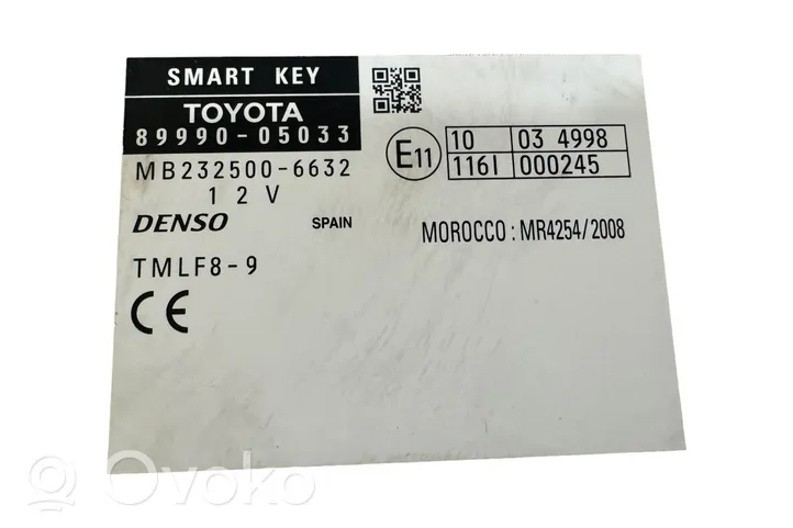 Toyota Avensis T270 Inne komputery / moduły / sterowniki 8999005033