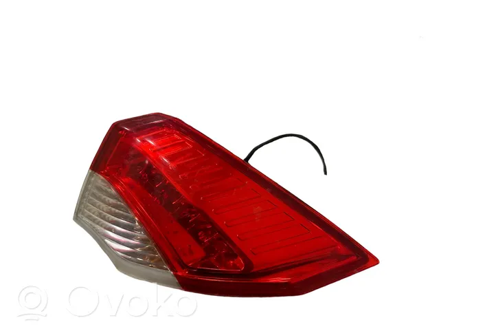 Renault Laguna III Lampy tylnej klapy bagażnika 265500001R